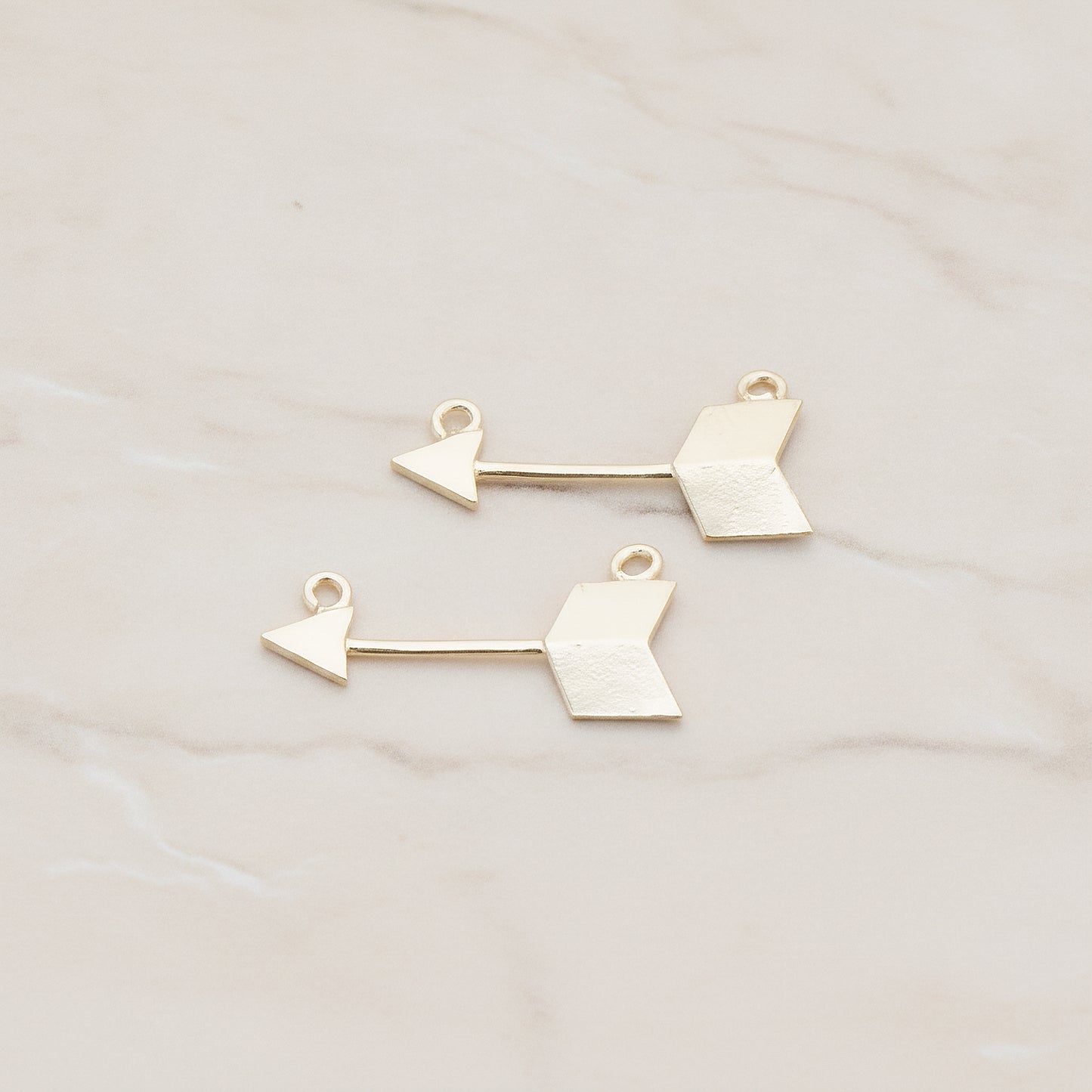 Arrow Connector, 2 Pc - Matte Gold (CN.094)