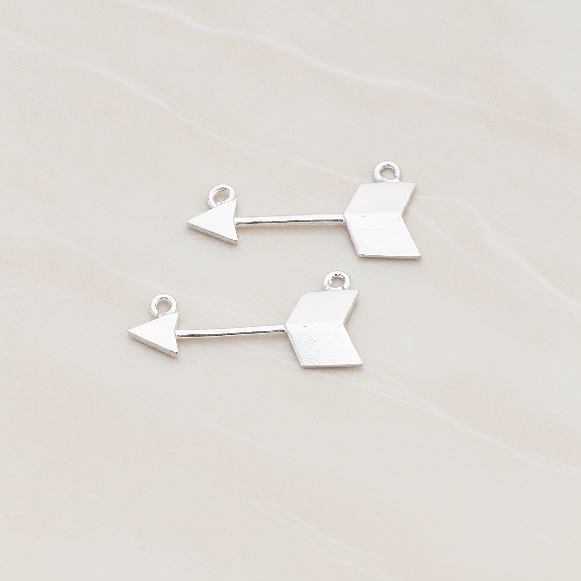Arrow Connector, 2 Pc - Matte Original Rhodium (CN.094)
