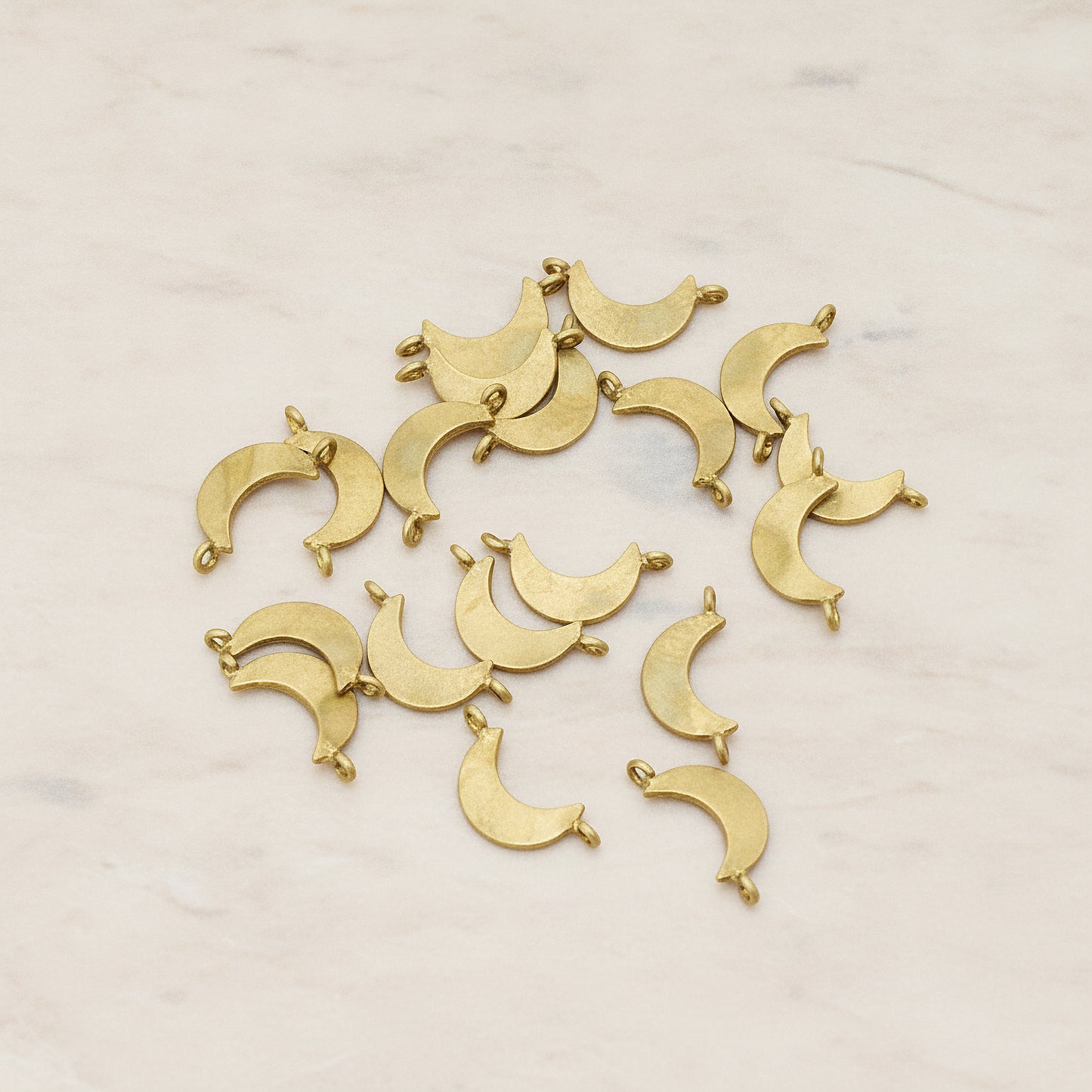 Small Moon Connector, 2 Pc (CN.110)