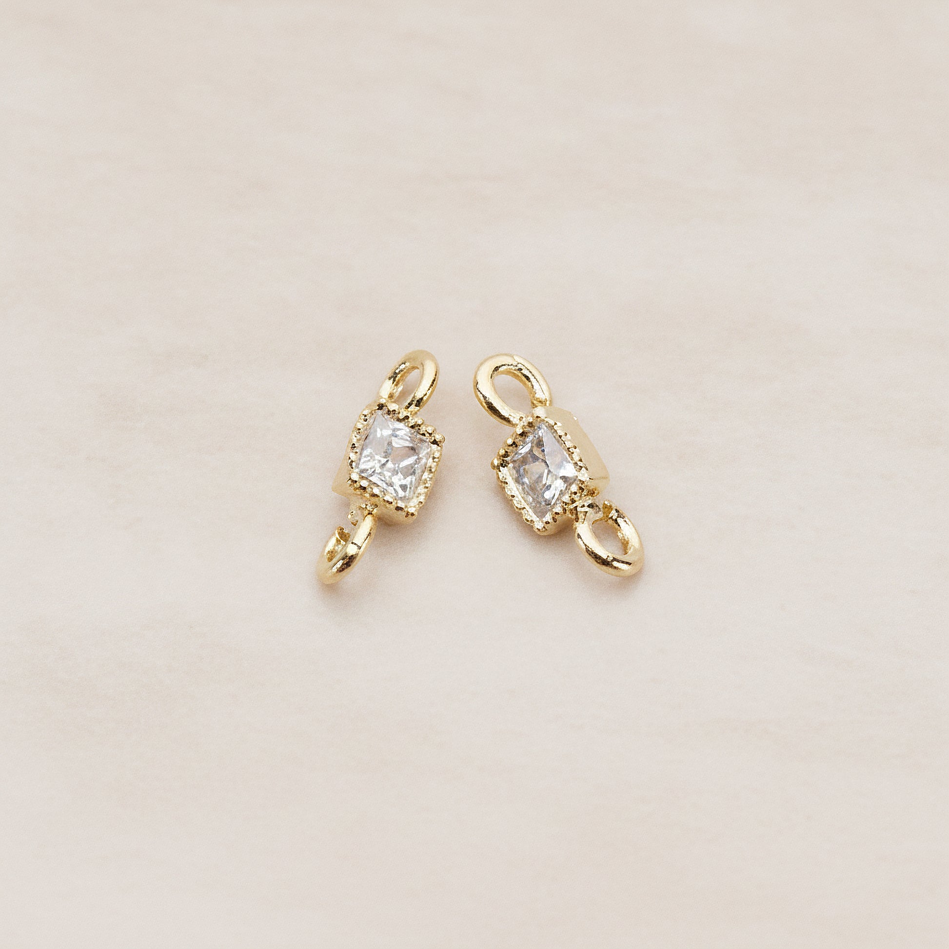 Cushion Cut Cubic Zirconia Connector, 2 Pc - Glossy Gold (CN.113)