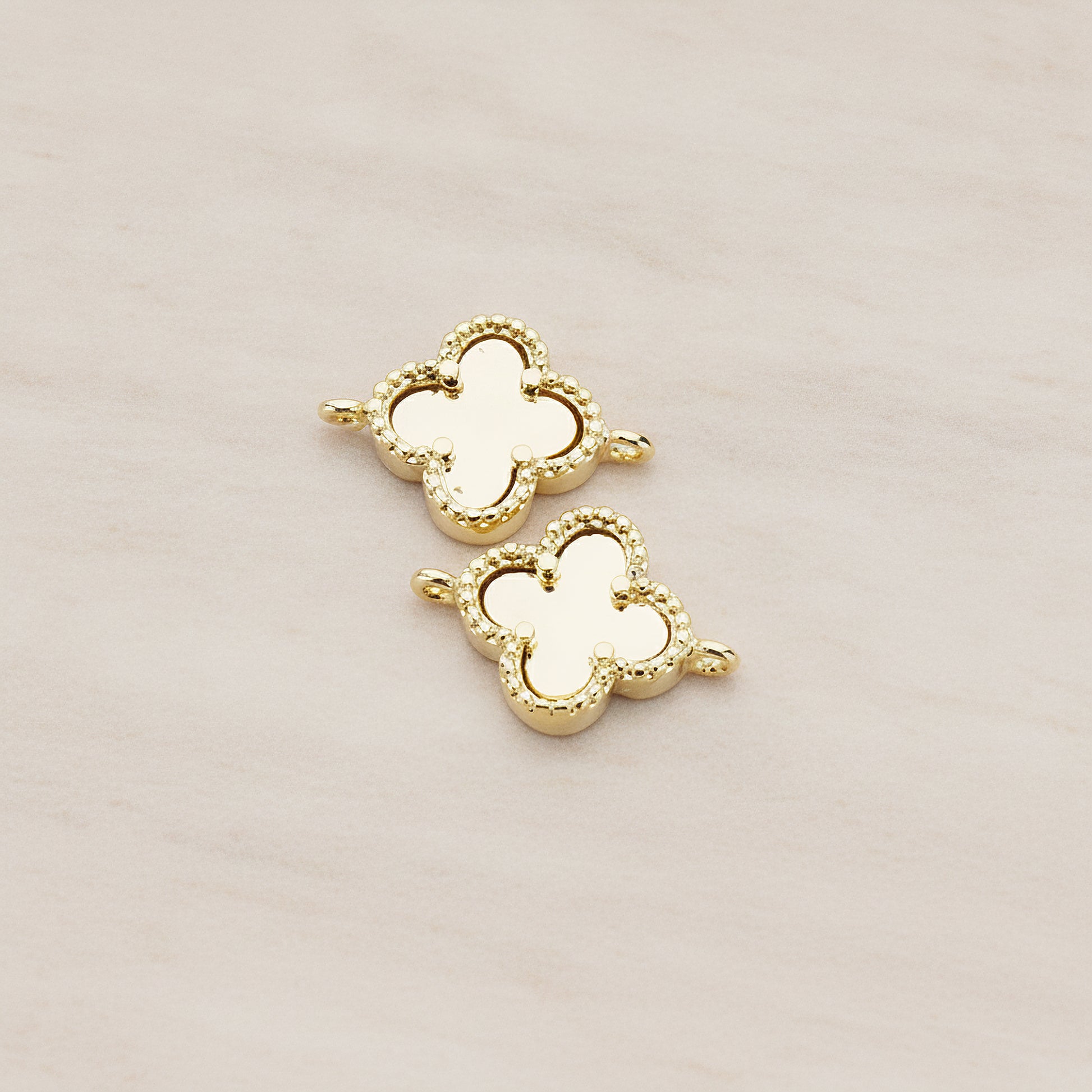 Four Leaf Clover Connector, 2 Pc - Glossy Gold (CN.117)