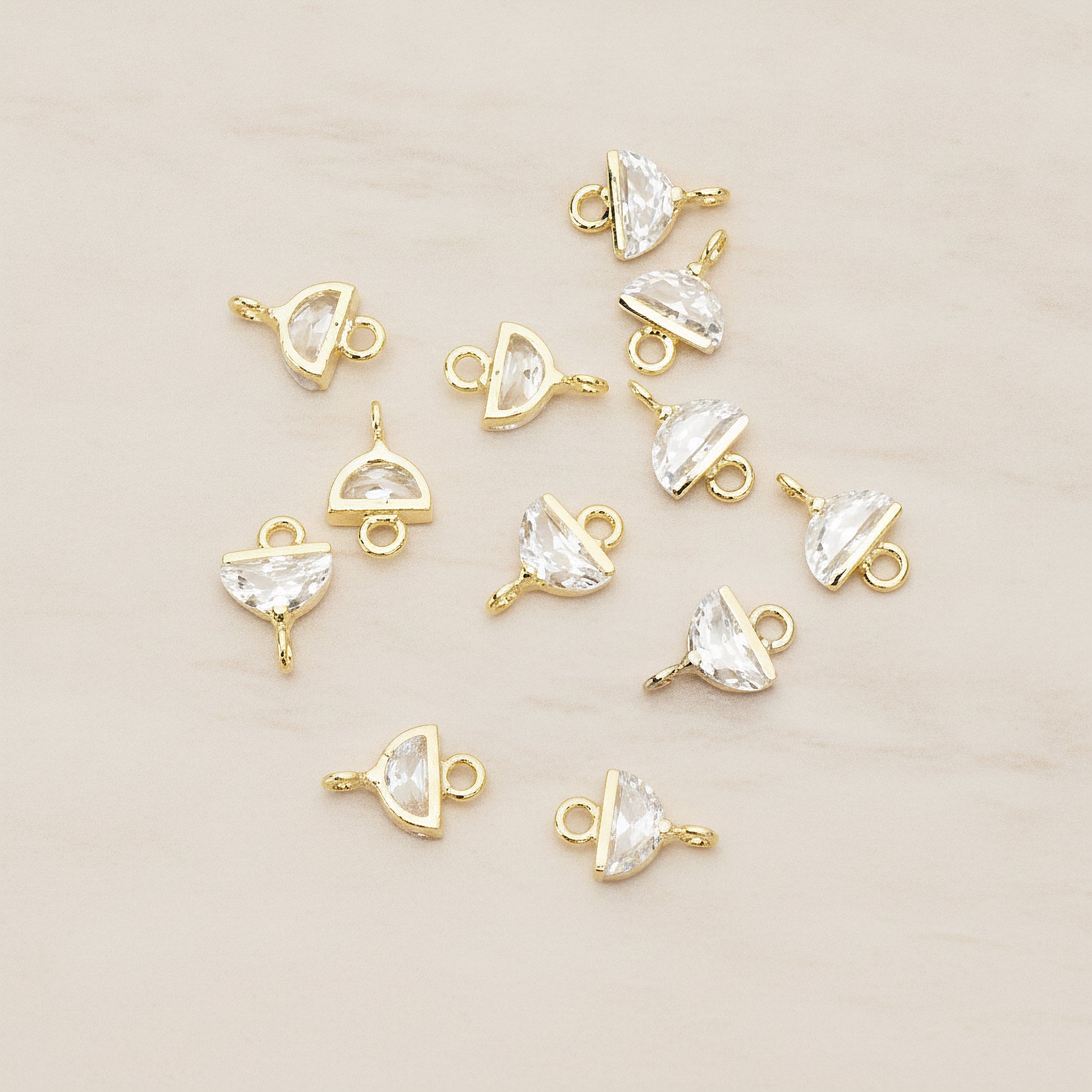 Halfmoon Cubic Connector, 2 Pc - Glossy Gold (CN.147-01)
