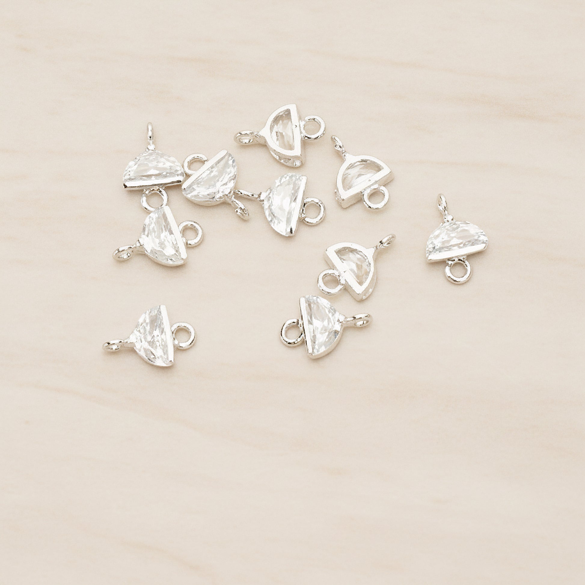 Halfmoon Cubic Connector, 2 Pc - Glossy Original Rhodium (CN.147-01)