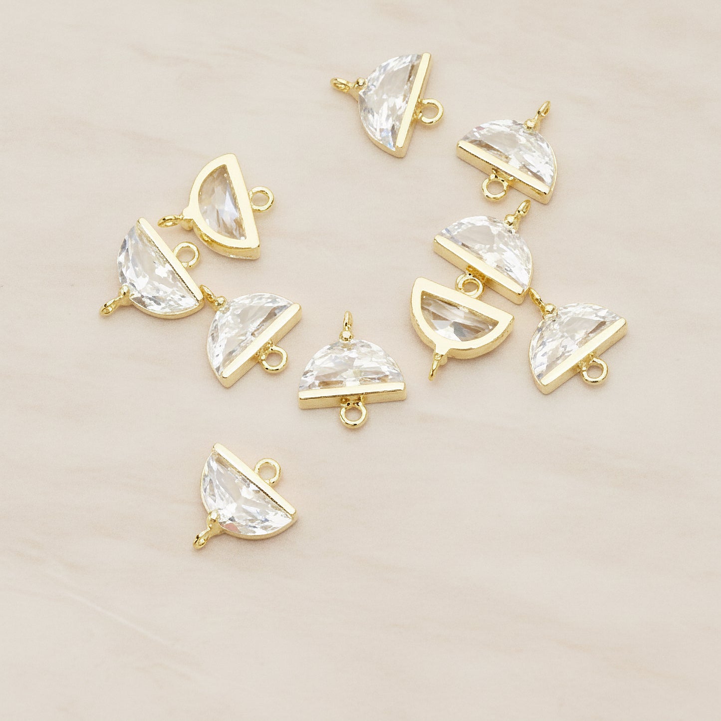 Large Halfmoon Cubic Connector, 2 Pc - Glossy Gold (CN.147-03)