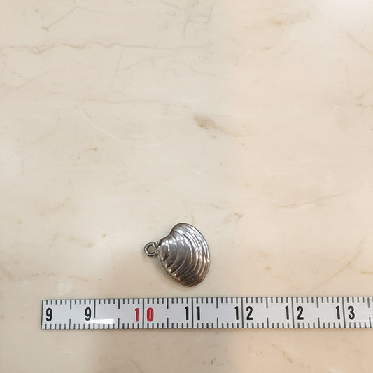 Clam Shell Surgical Steel Pendant, 2 Pc (SG.136)
